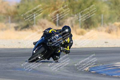 media/Jan-08-2022-SoCal Trackdays (Sat) [[1ec2777125]]/Turn 2 (150pm)/